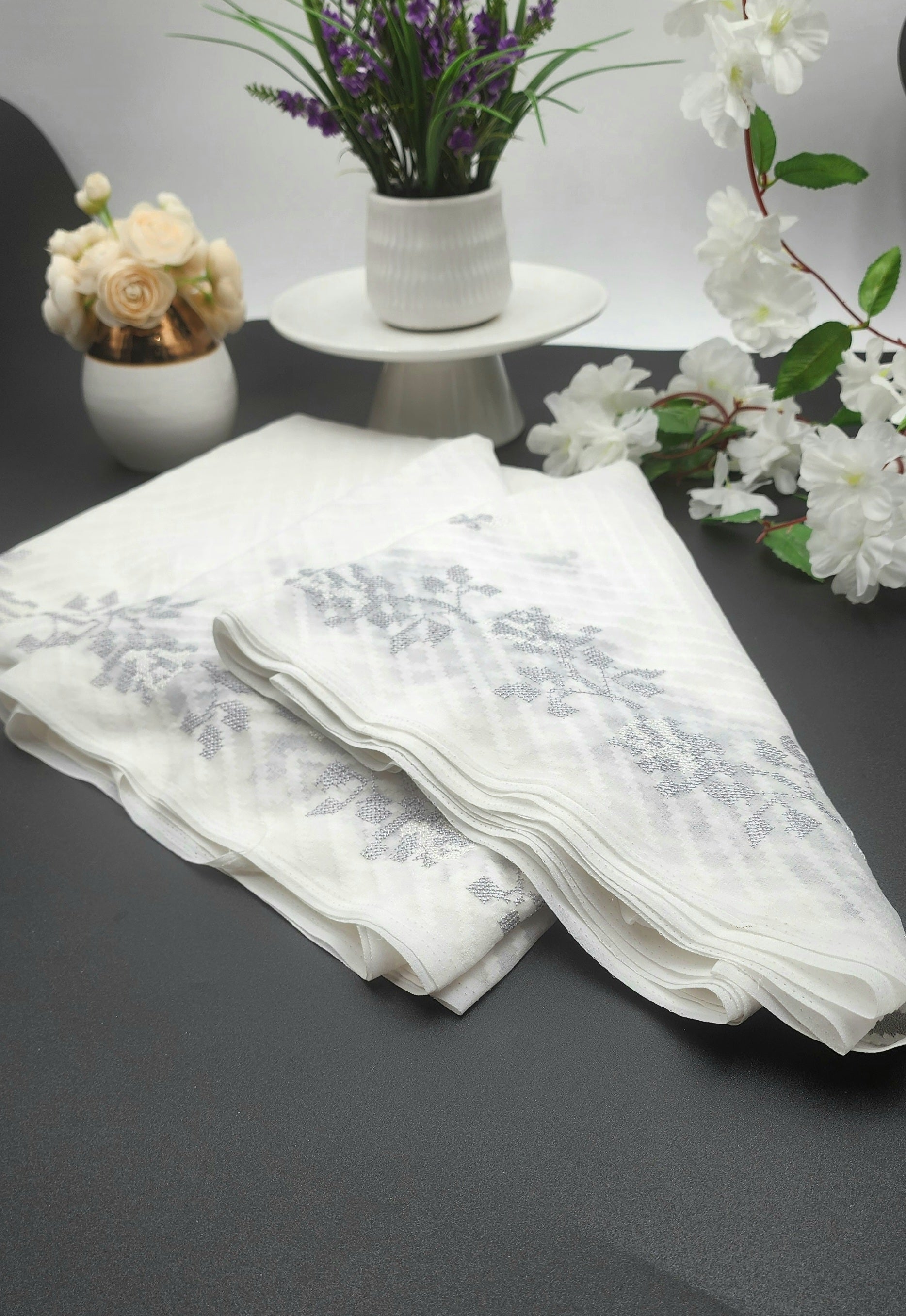 Brasso Saree in white with Embroidery works - Eljoys Fashion 