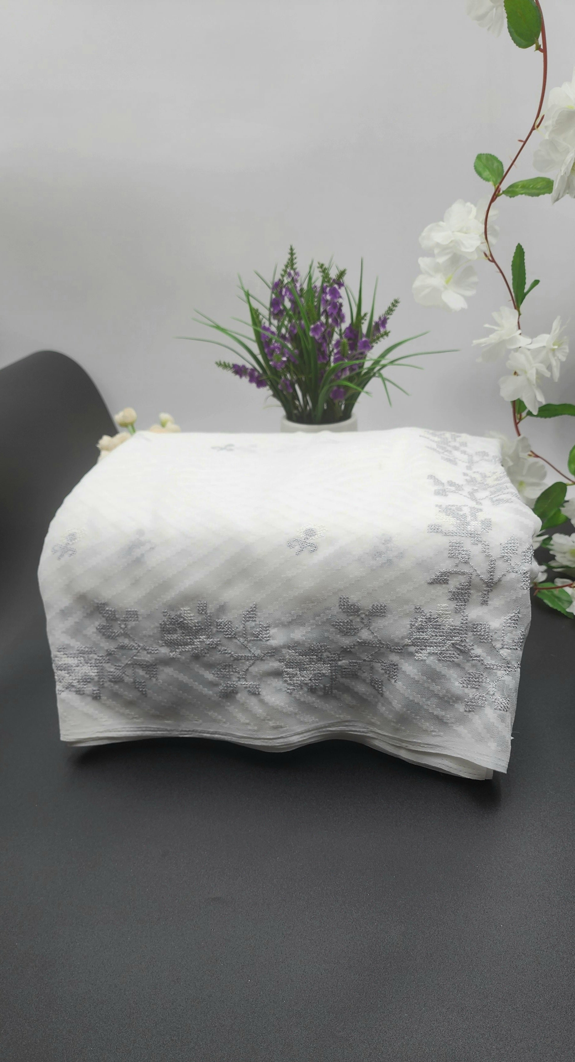Brasso Saree in white with Embroidery works - Eljoys Fashion 