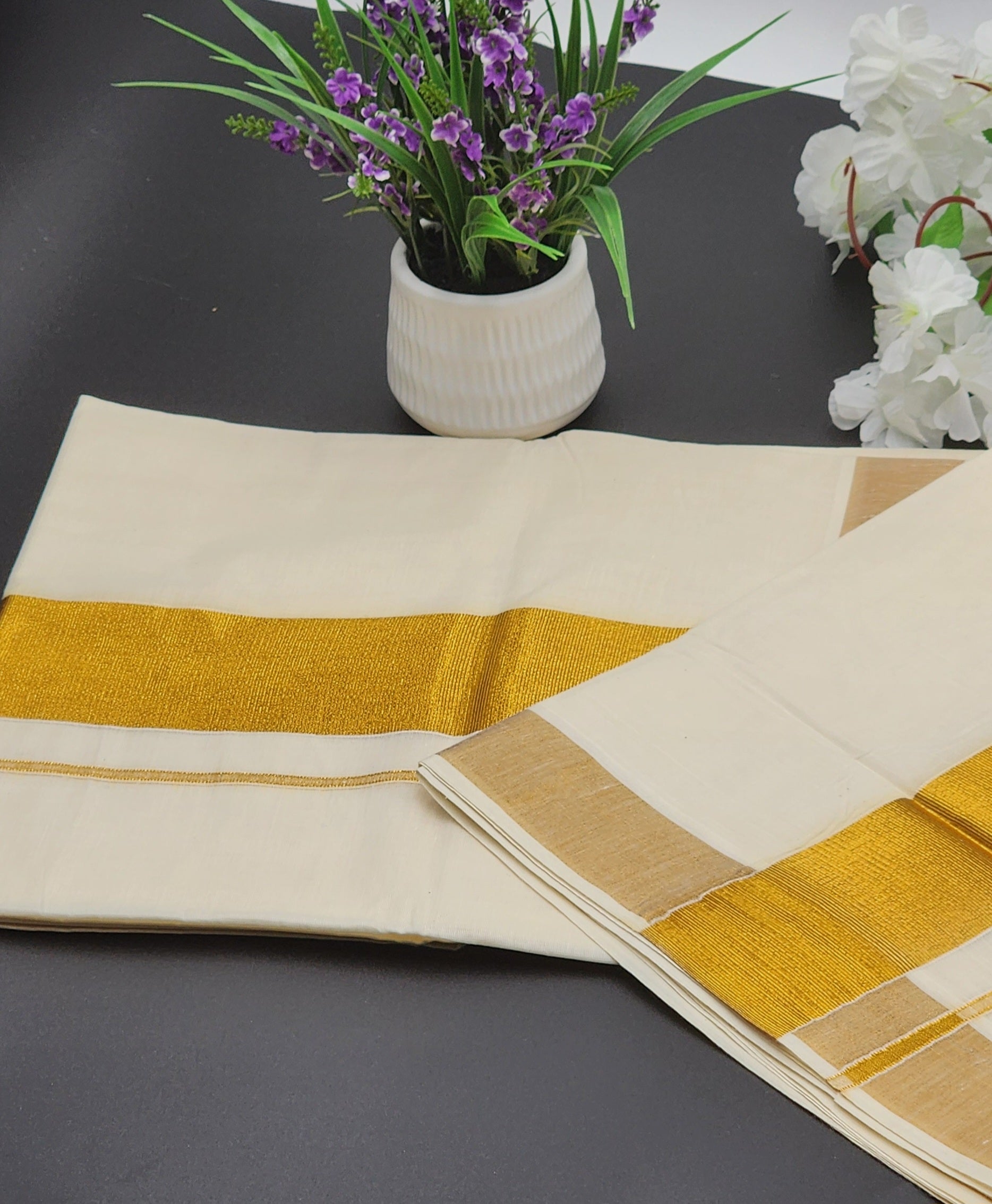 Tissue Silk Traditional Kerala Saree medium Gold Border - Eljoys Fashion 