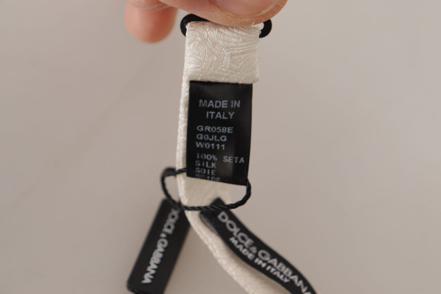 Dolce & Gabbana White 100% Silk Slim Adjustable Neck Papillon Tie Dolce & Gabbana