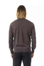 Gray Uominitaliani merino wool men's sweater with a crew neckline, showcasing a cozy, textured knit fabric.