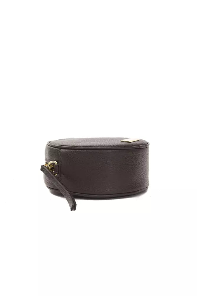 Brown leather women’s crossbody bag by Pompei Donatella with a sleek design and adjustable strap.