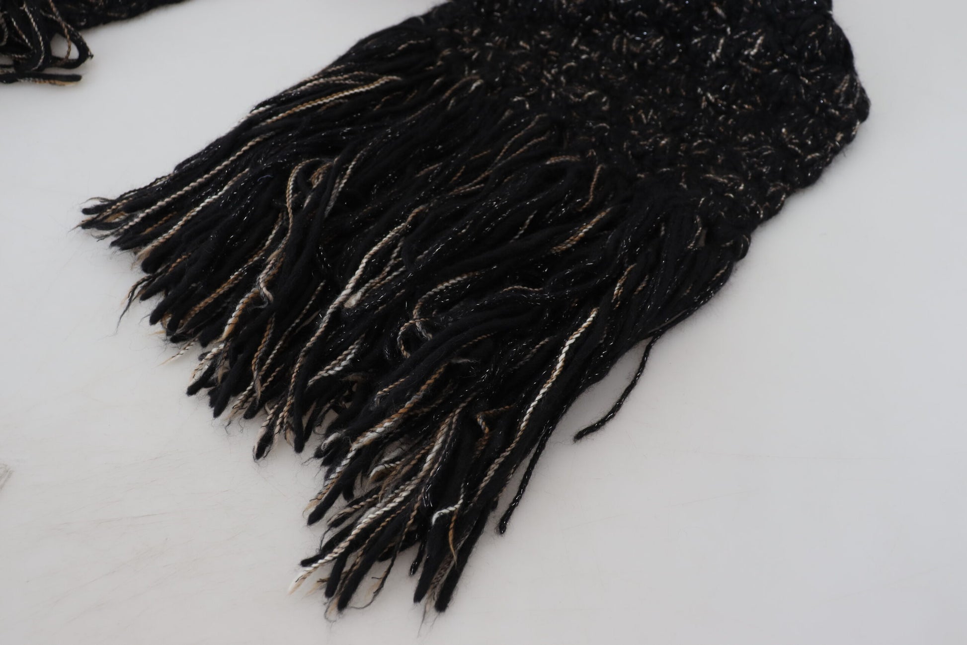 Dolce & Gabbana Black Wool Knitted Wrap Foulard Fringe Scarf Dolce & Gabbana