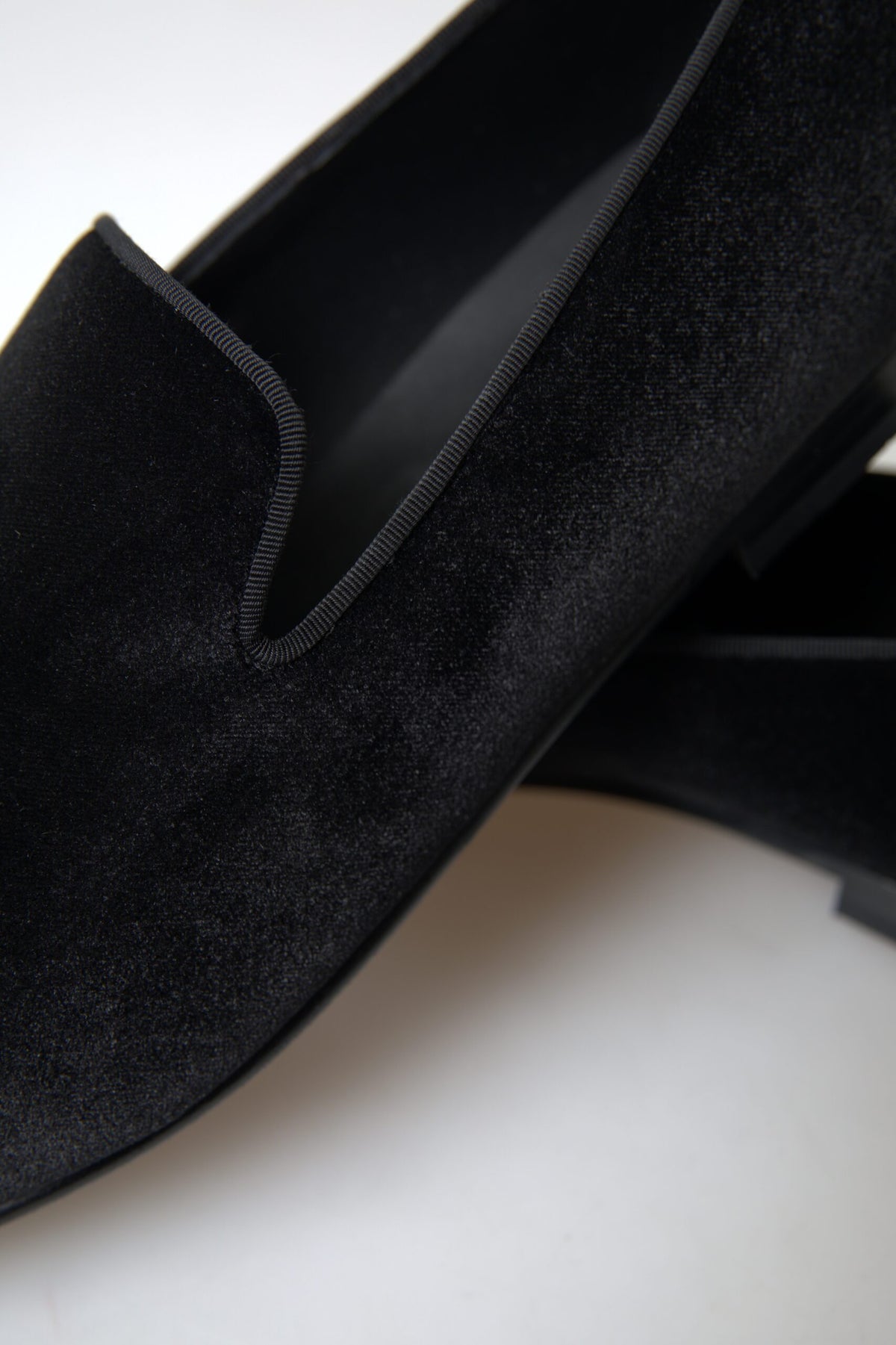Dolce & Gabbana Black Velvet Loafers Formal Shoes - Eljoys Fashion 