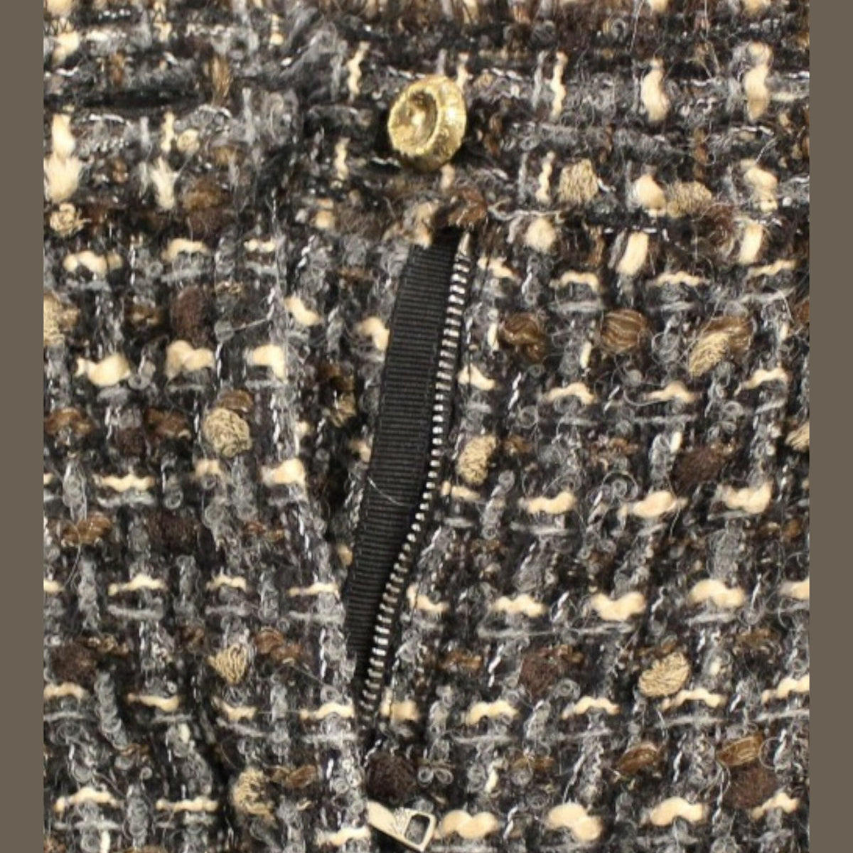 Dolce & Gabbana Multicolor wool shorts pants