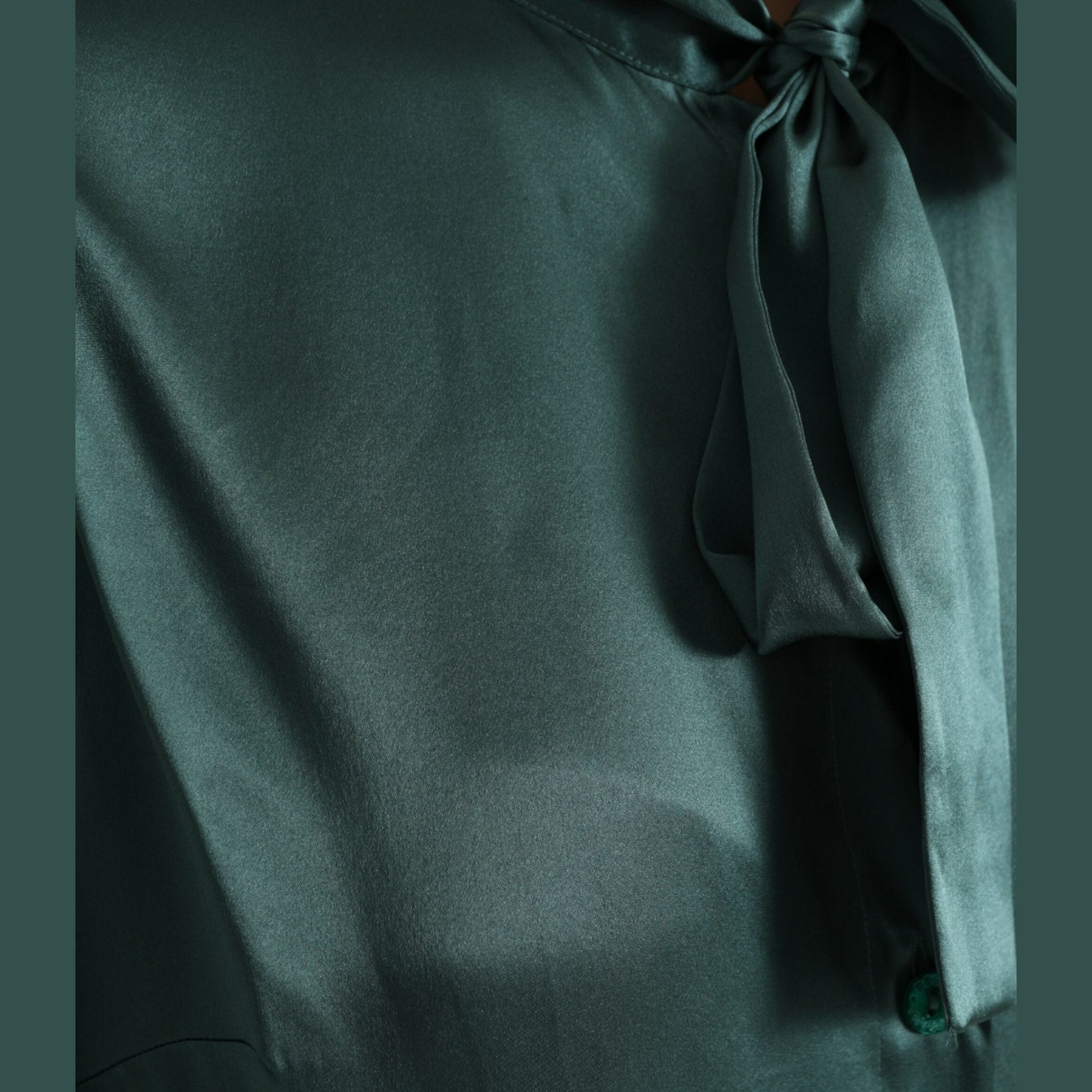 Dolce & Gabbana Dark Green Silk Ascot Collar Blouse Top Dolce & Gabbana