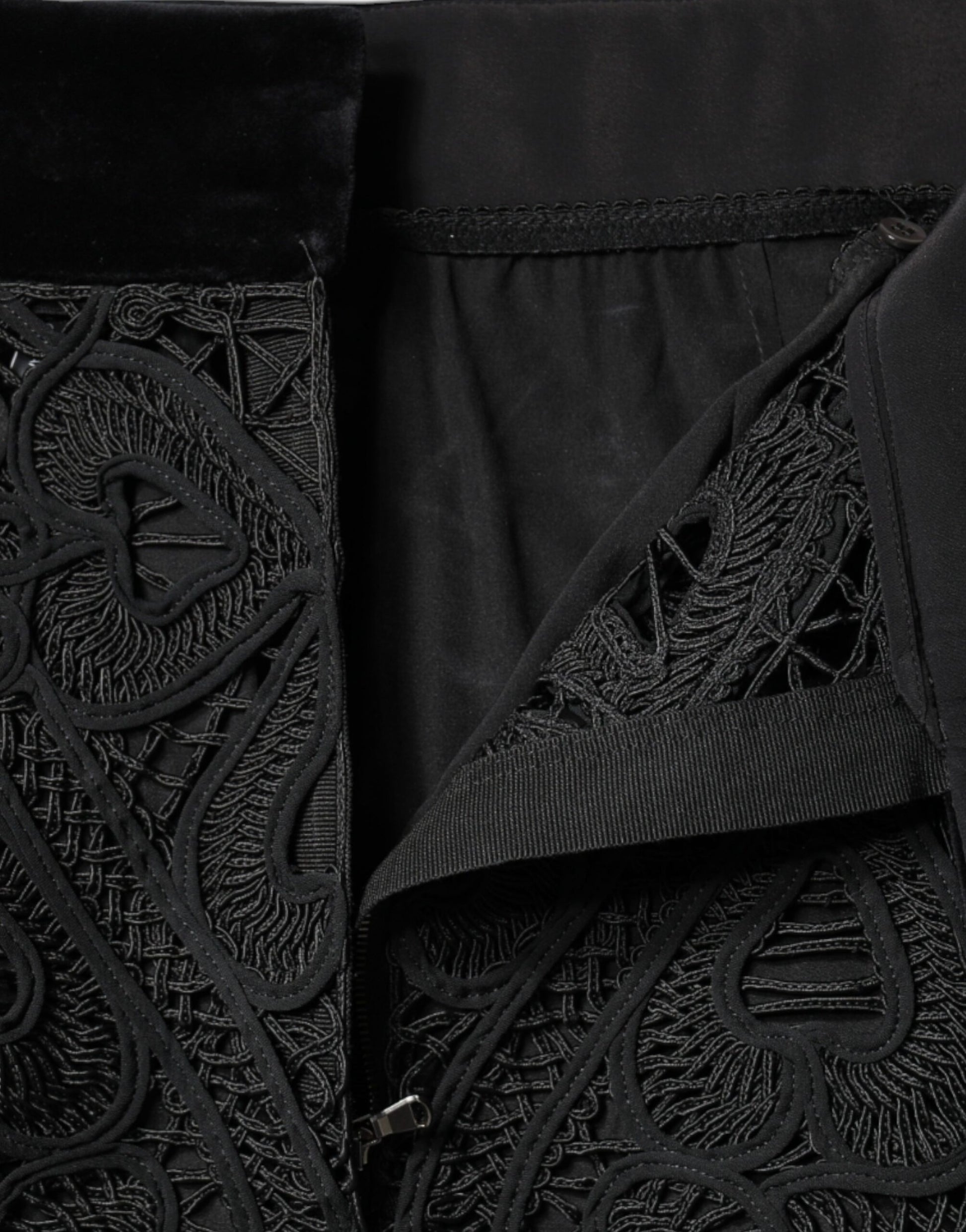 Dolce & Gabbana Black Floral Lace HighWaist Pencil Cut Skirt Dolce & Gabbana