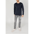 Blue Jack Jones cotton sweatshirt with a relaxed fit and crew neckline, shown on a model.