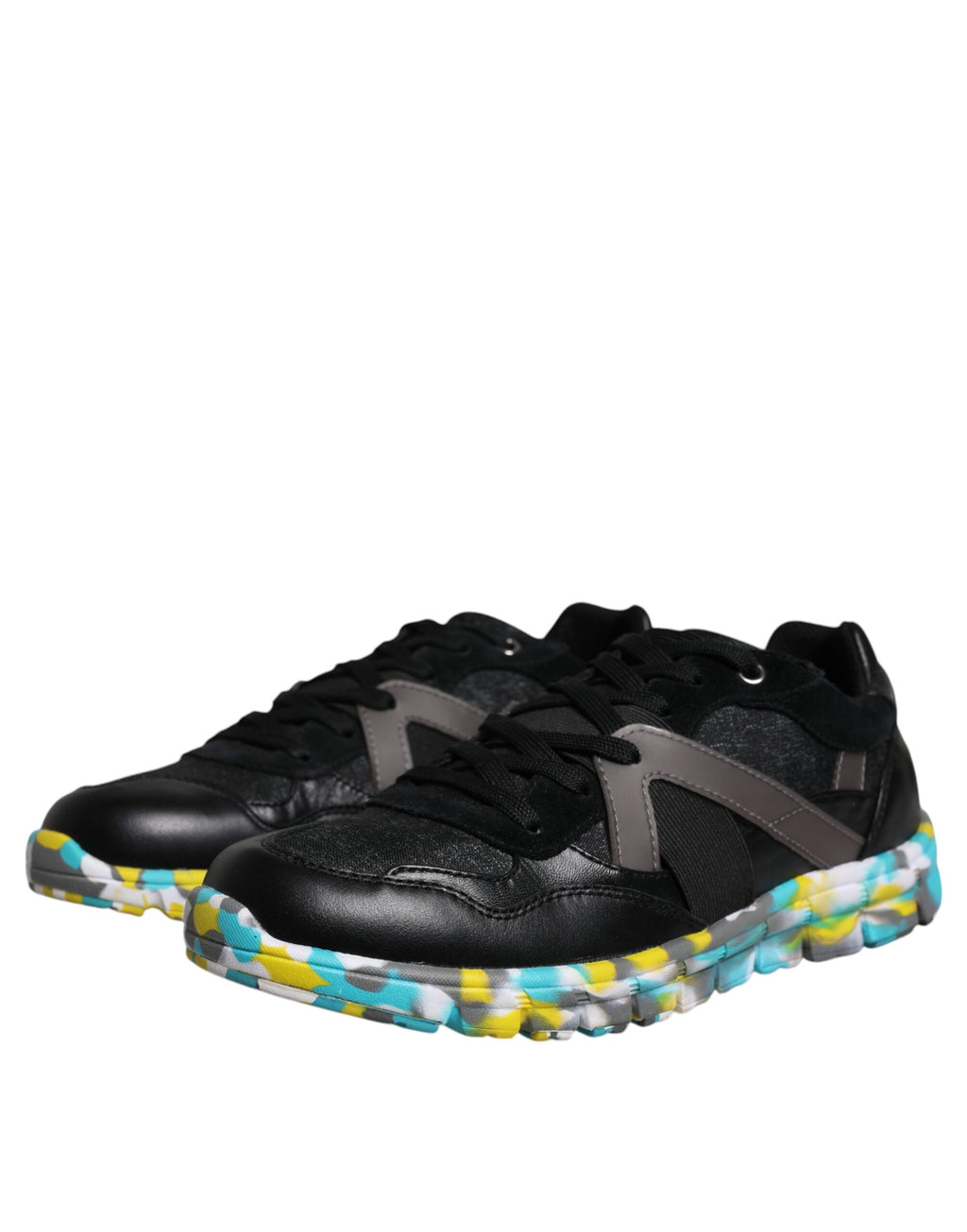 Dolce & Gabbana black polyester low-top men's sneakers with sleek design and white sole, stylish and comfortable footwear.