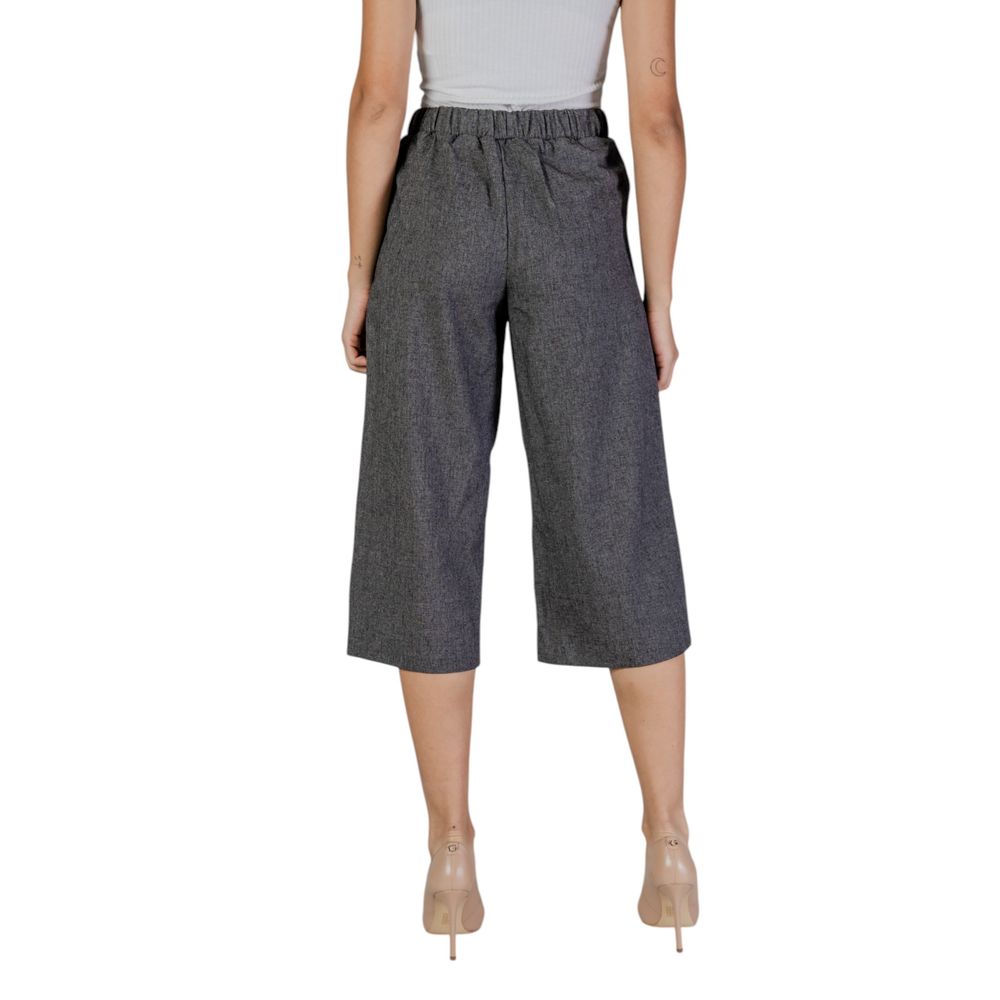 Vero Moda Black And White Polyester Cropped Pant Vero Moda