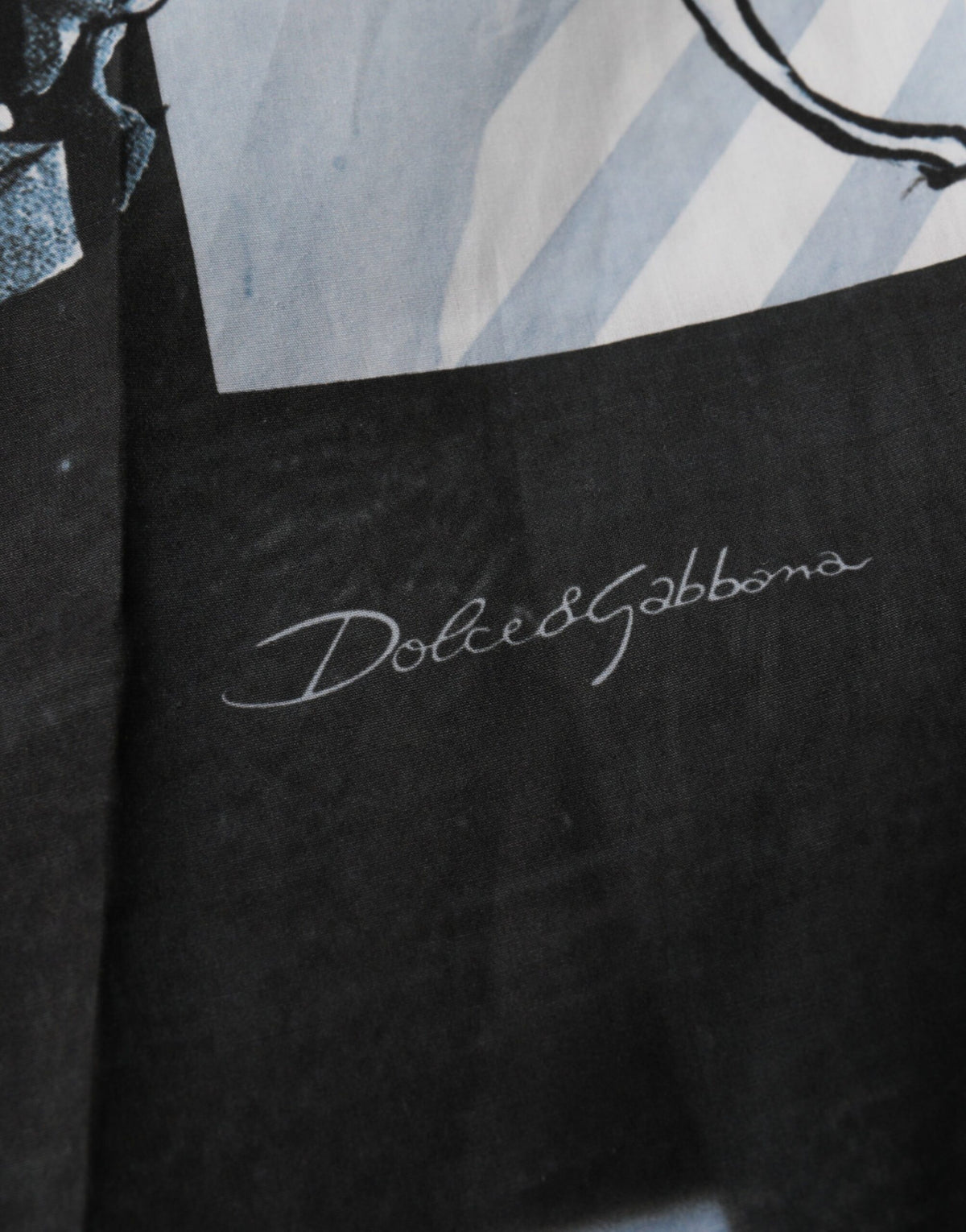 Dolce & Gabbana Blue Statue Print Cotton Mens Shorts - Eljoys Fashion 