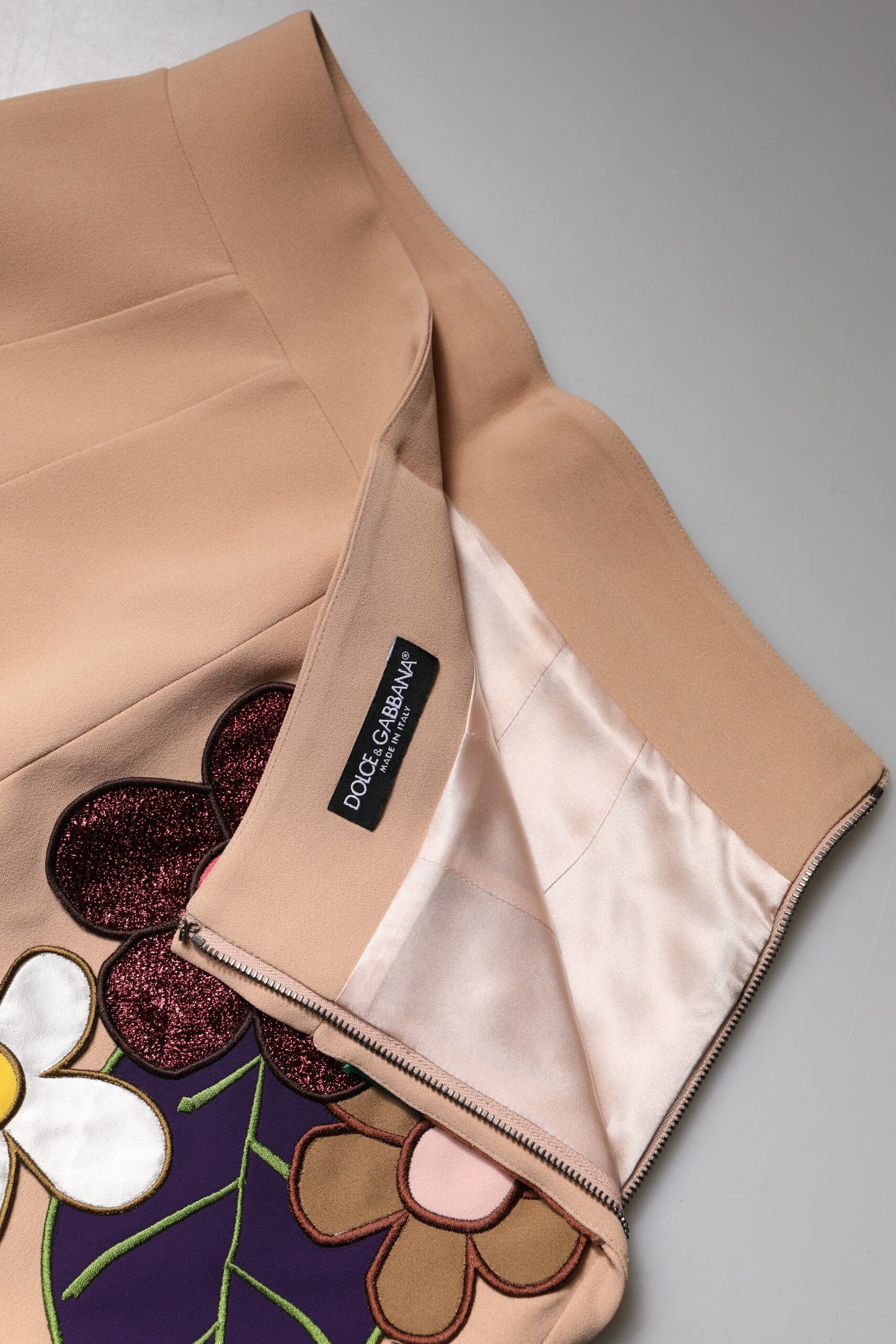 Dolce & Gabbana Beige Floral High Waist Pencil Cut Skirt Dolce & Gabbana