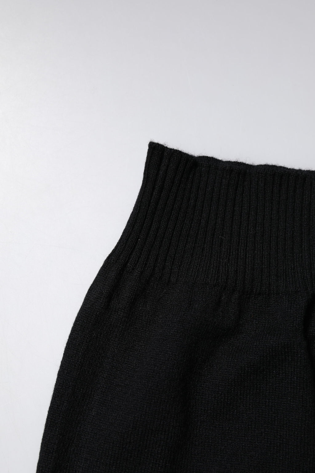 Dolce & Gabbana Black Cashmere Knitted Neck Warmer Foulard Scarf - Eljoys Fashion 