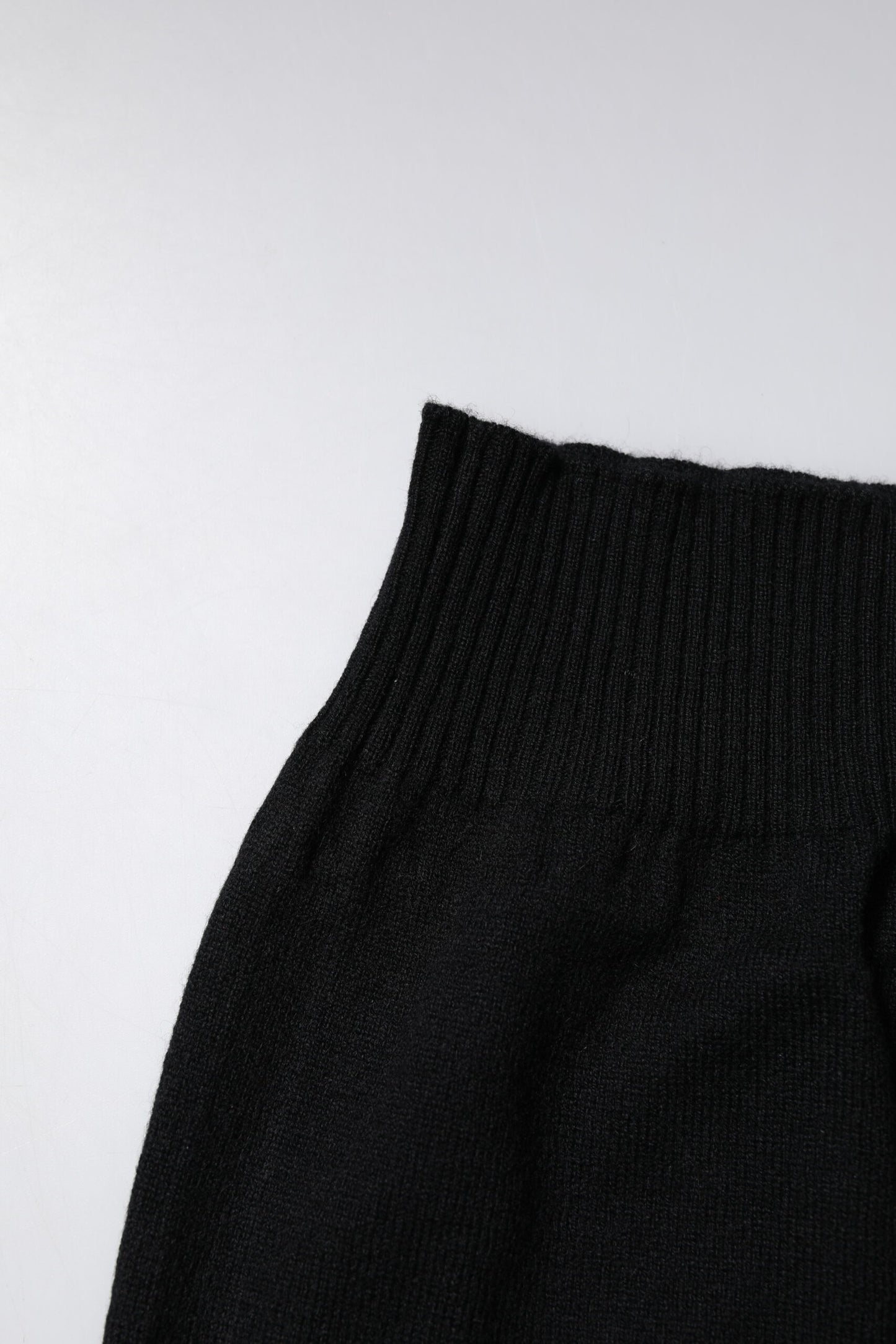 Dolce & Gabbana Black Cashmere Knitted Neck Warmer Foulard Scarf Dolce & Gabbana