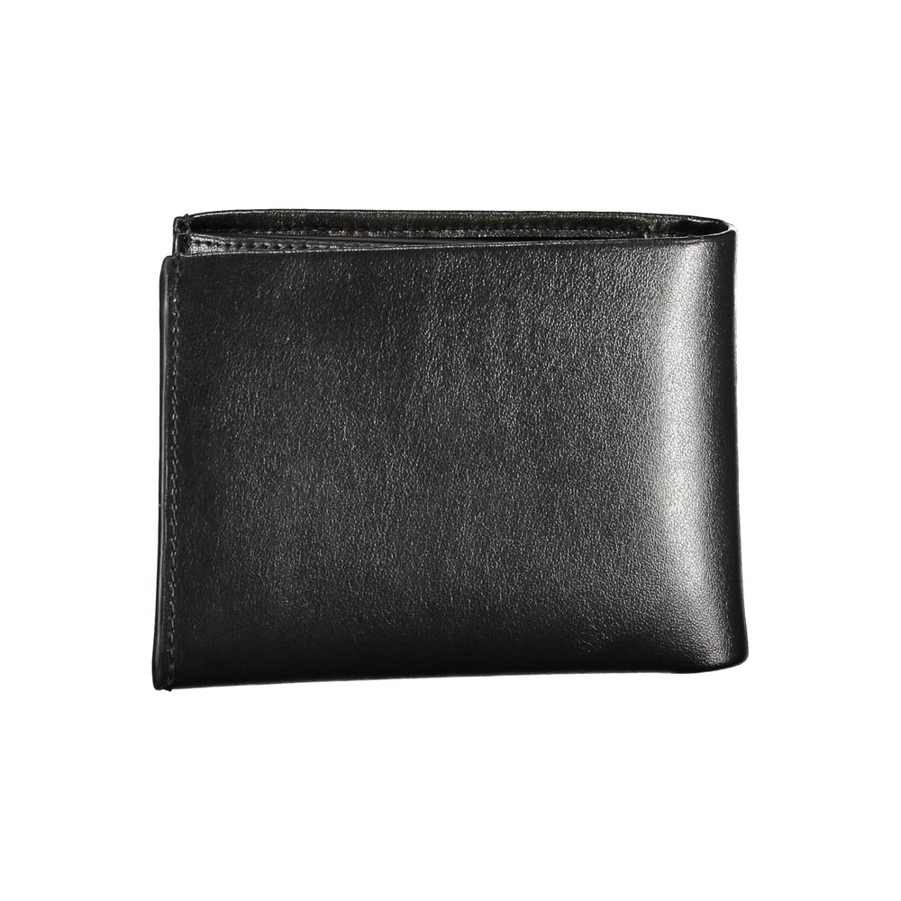 Calvin Klein Nero leather men's wallet with multiple card slots and a sleek, minimalist design.