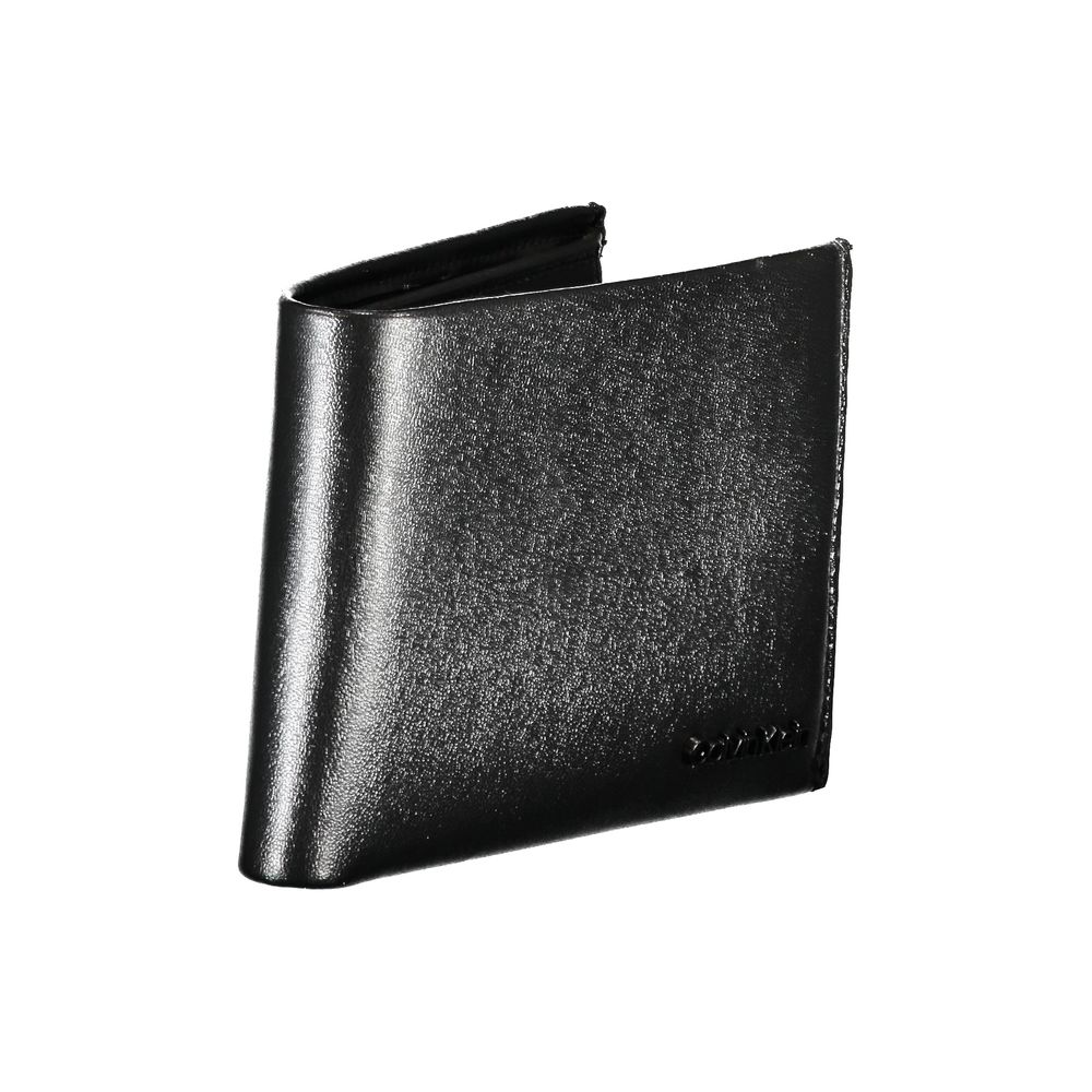 Calvin Klein Nero leather men's wallet with multiple card slots and a sleek, minimalist design.