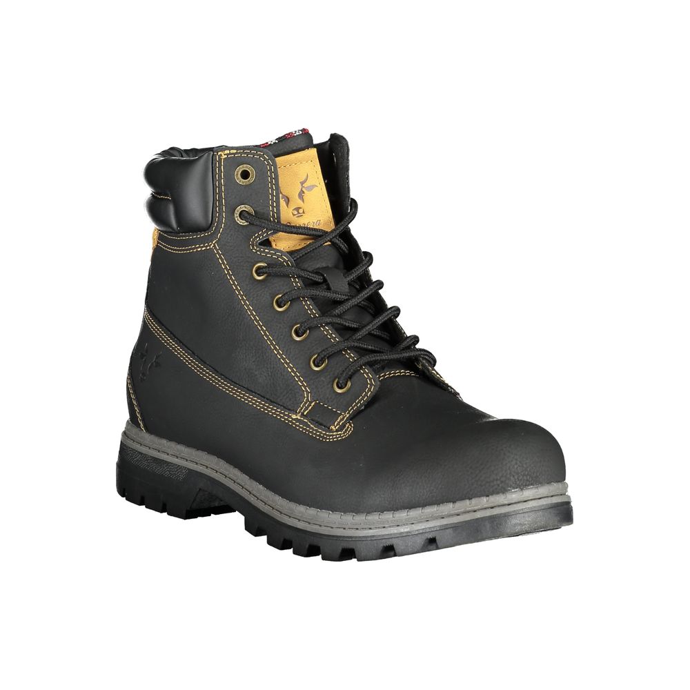 Black polyurethane men's ankle boot by Carrera with a sleek design and sturdy sole.