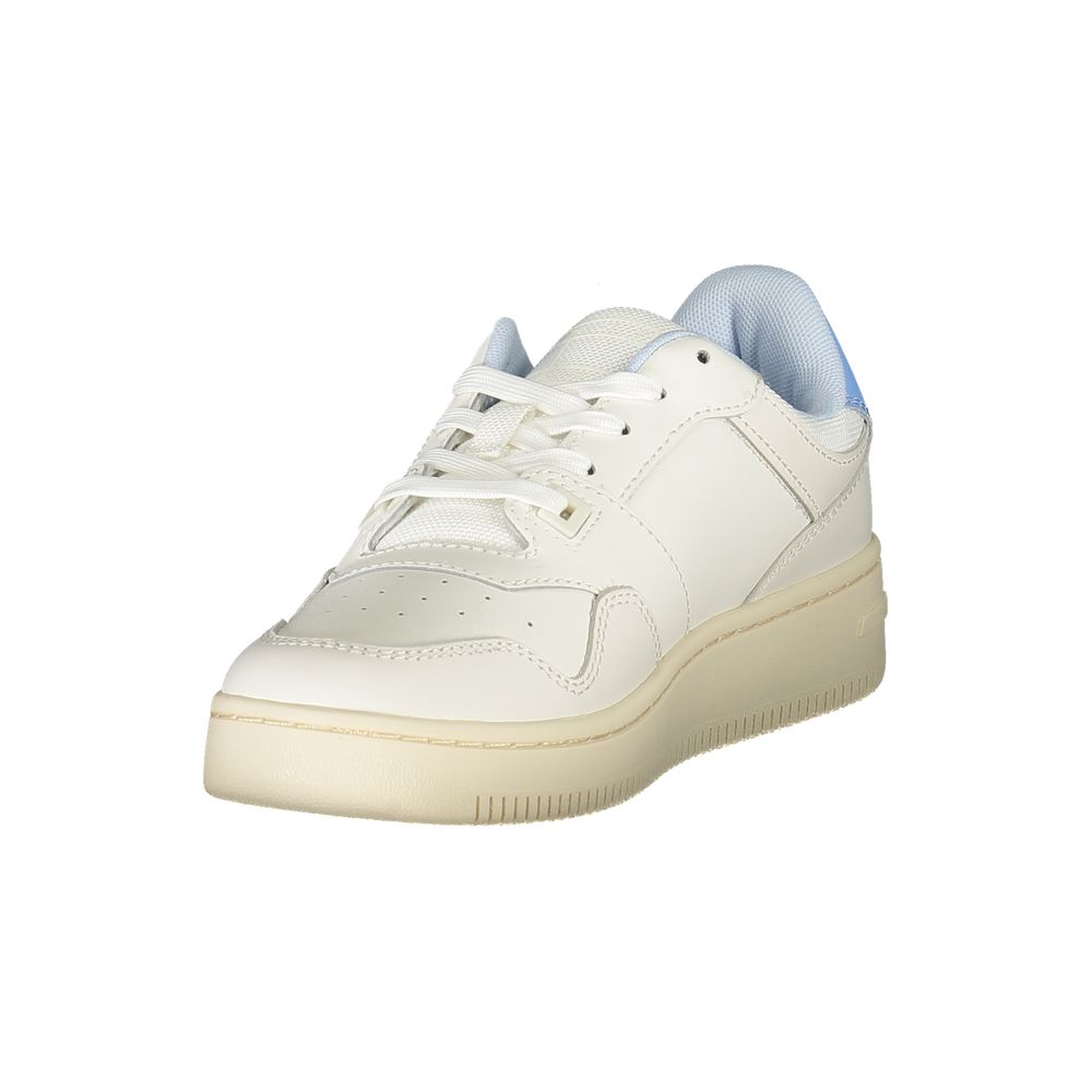White Tommy Hilfiger women's polyurethane sneaker with sporty design and casual style, featuring the brand's logo on the side.