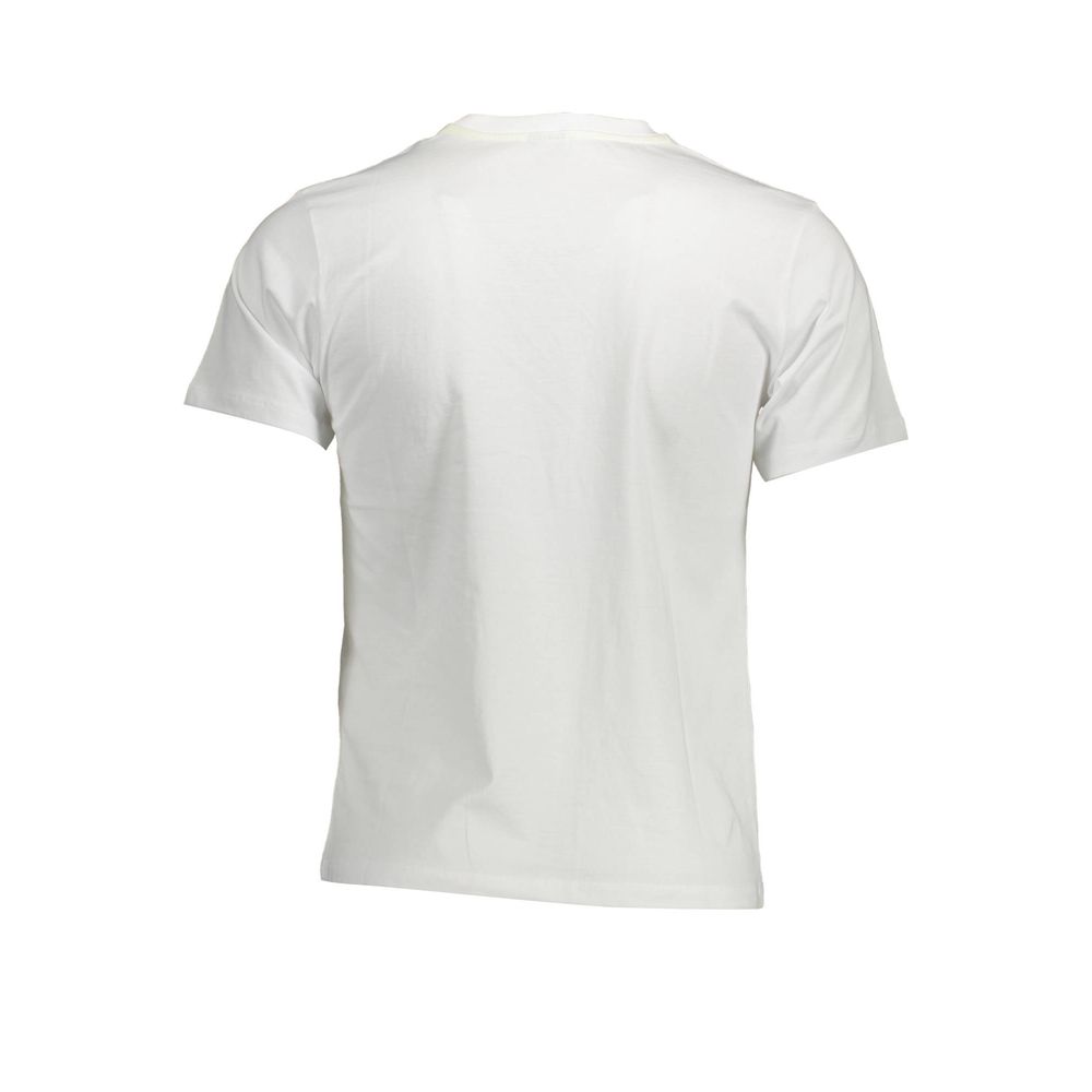North Sails Bianco Cotton men's T-shirt featuring a classic crew neck and minimalist design, made from soft white cotton fabric.