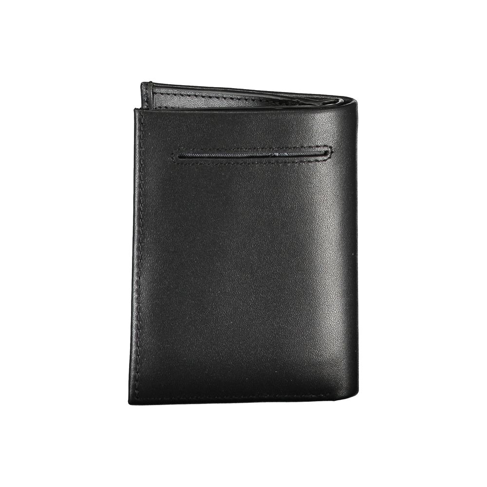 Calvin Klein Nero leather men's wallet with multiple card slots and a sleek, minimalist design.