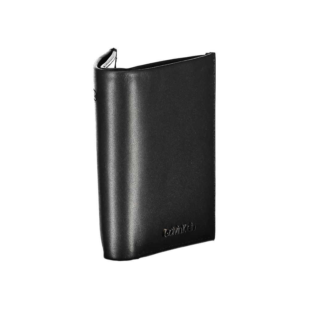 Calvin Klein Nero leather men’s wallet with multiple card slots and sleek design, featuring the brand logo on the front.
