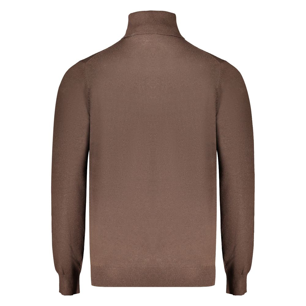 Norway 1963 Marrone polyamide men's sweater showing a close-up of the brown knit fabric and neckline.