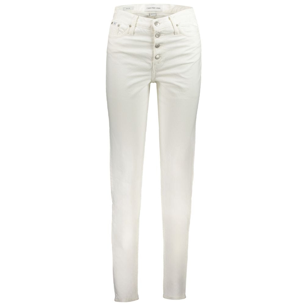 White cotton women's jeans from Calvin Klein with classic fit and five-pocket design, displayed on a plain background.