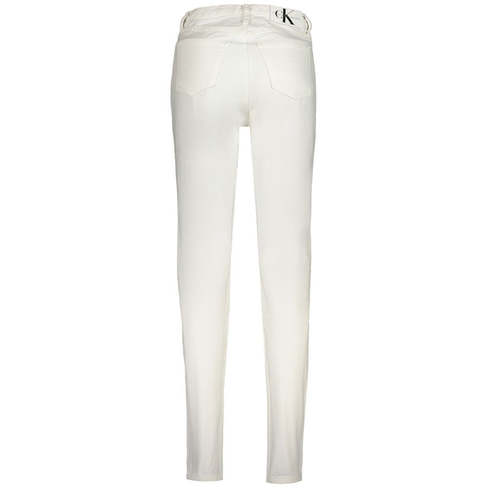 Calvin Klein white cotton women's jeans, front view showing classic fit and clean design, casual denim pants for women.