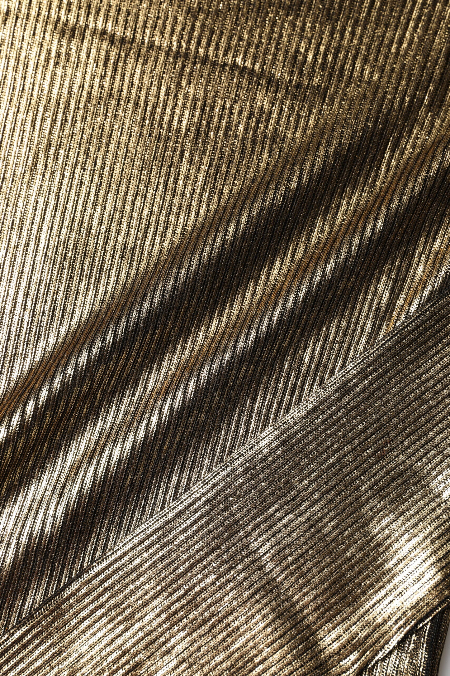 Dolce & Gabbana Gold Round Neck Long Sleeve Pullover Top Dolce & Gabbana