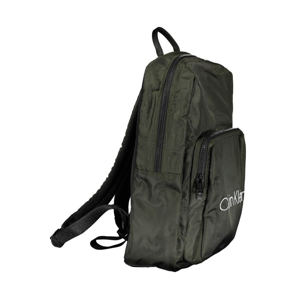 Calvin Klein Verde polyester men's backpack with adjustable straps and front zip pocket, designed for everyday use.