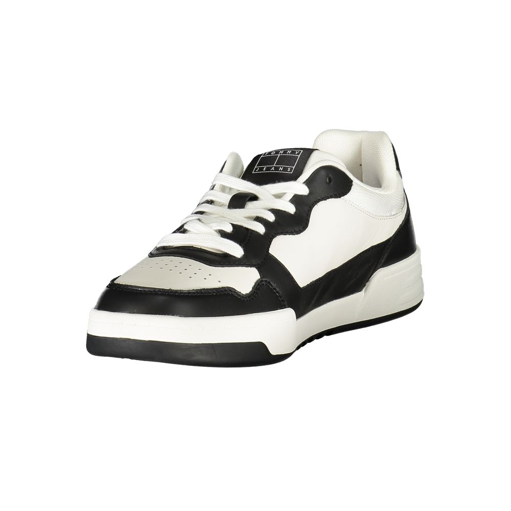 Black Tommy Hilfiger men's sneaker made of polyurethane with a sleek design and stylish logo details.