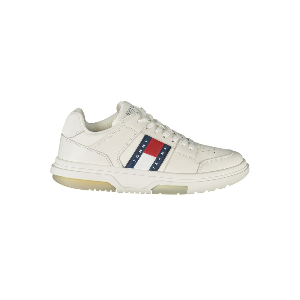 Tommy Hilfiger Bianco leather women's sneaker with white design, casual athletic shoe with laces and brand logo details.