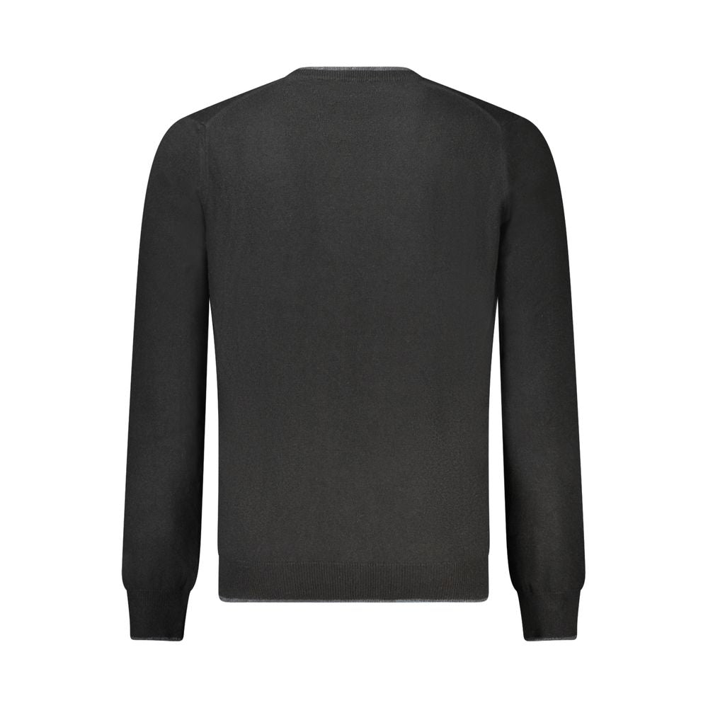 North Sails Grigio Wool Men’s Sweater showing a cozy, gray knit design with a crew neckline and ribbed cuffs.