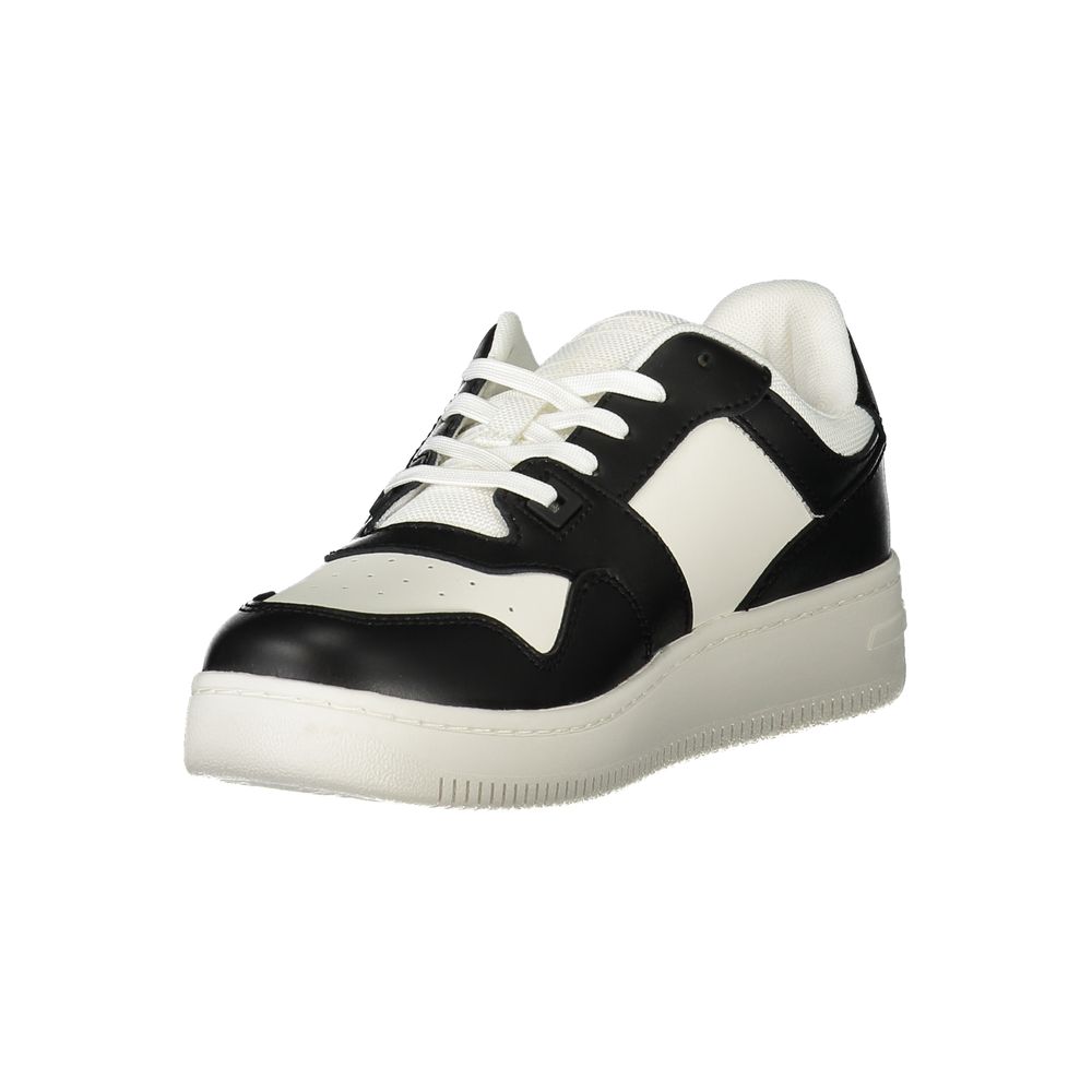 Tommy Hilfiger Bianco women's sneaker with white polyurethane upper, stylish design, and comfortable sole.