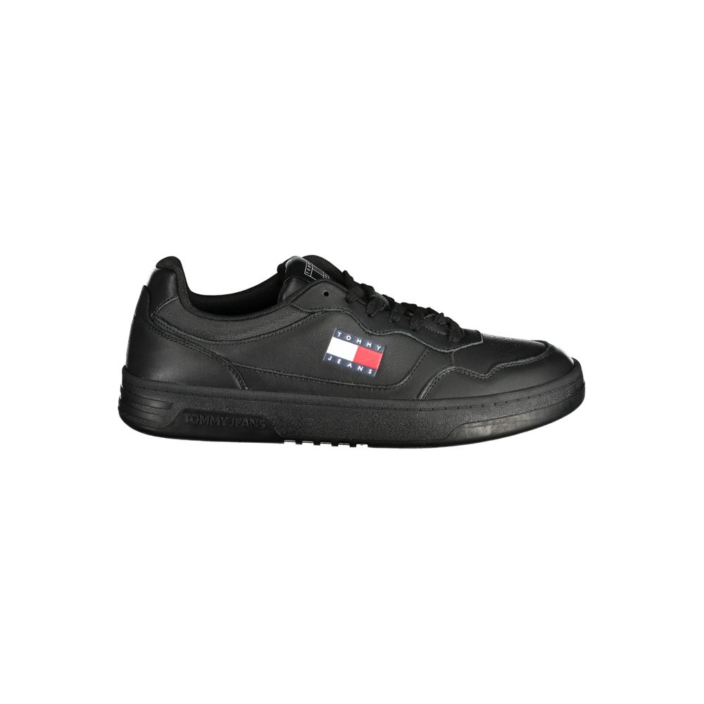 Tommy Hilfiger Nero polyurethane men's sneaker with sleek black design and sporty style.