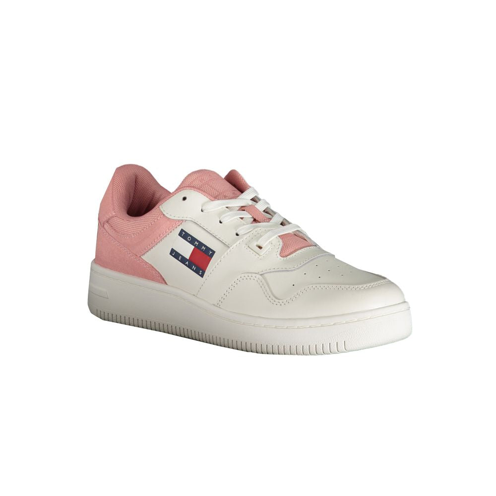 Tommy Hilfiger Rosa leather women's sneaker with white sole and stylish design, perfect for casual and sporty outfits.