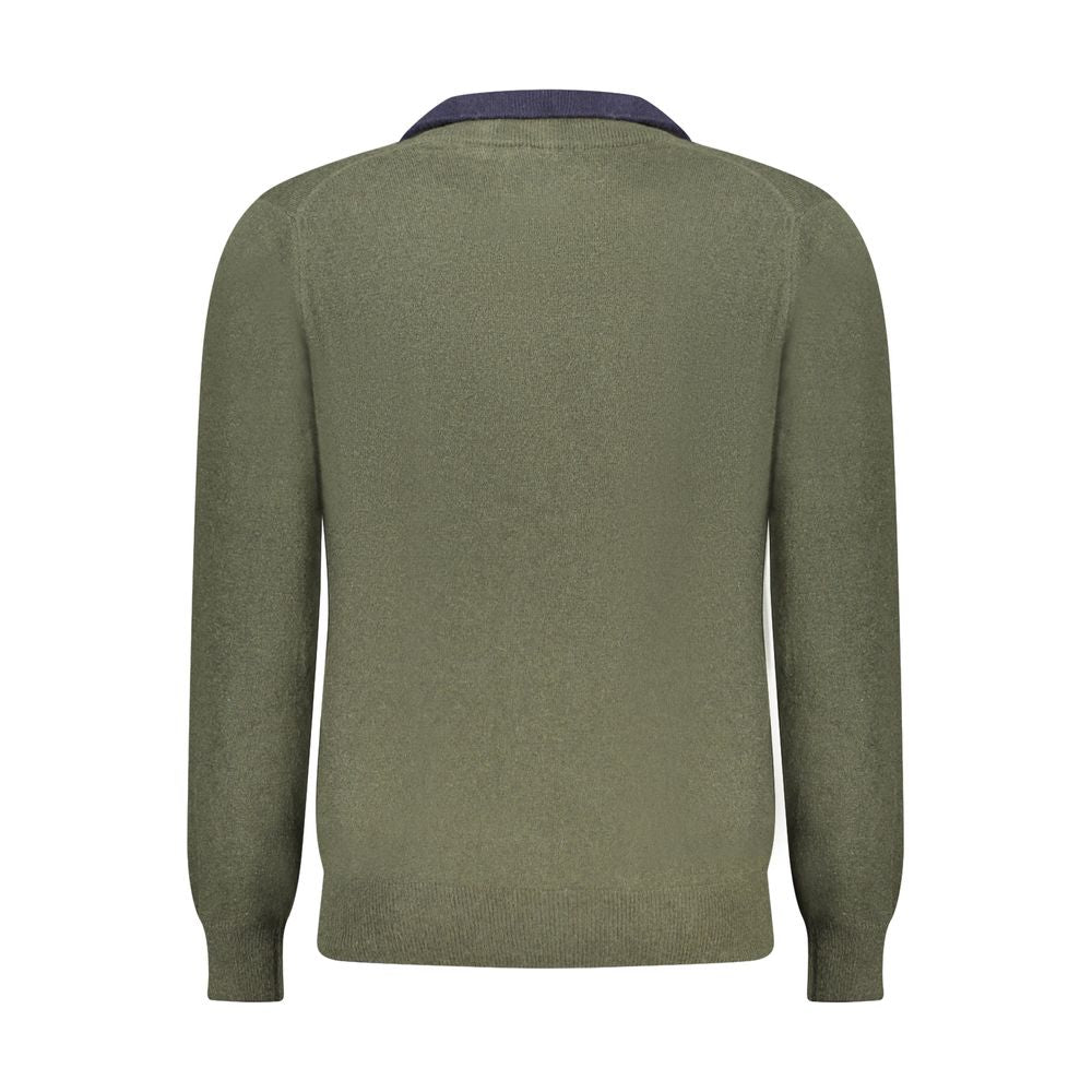 North Sails Verde Wool male sweater showing a cozy green knitted design with a crew neckline and ribbed cuffs.