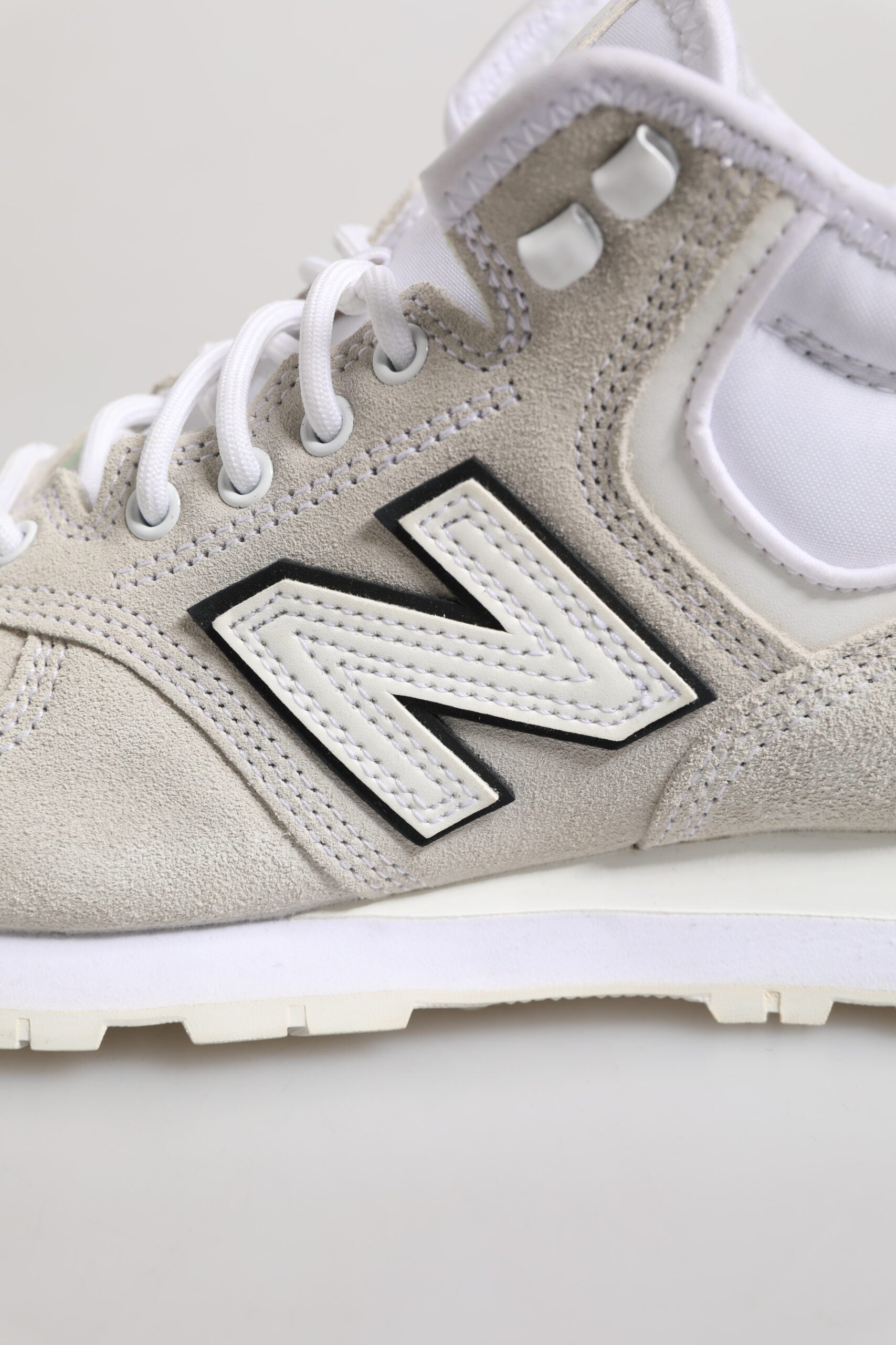 New Balance Off White Suede Sneakers Shoes New Balance