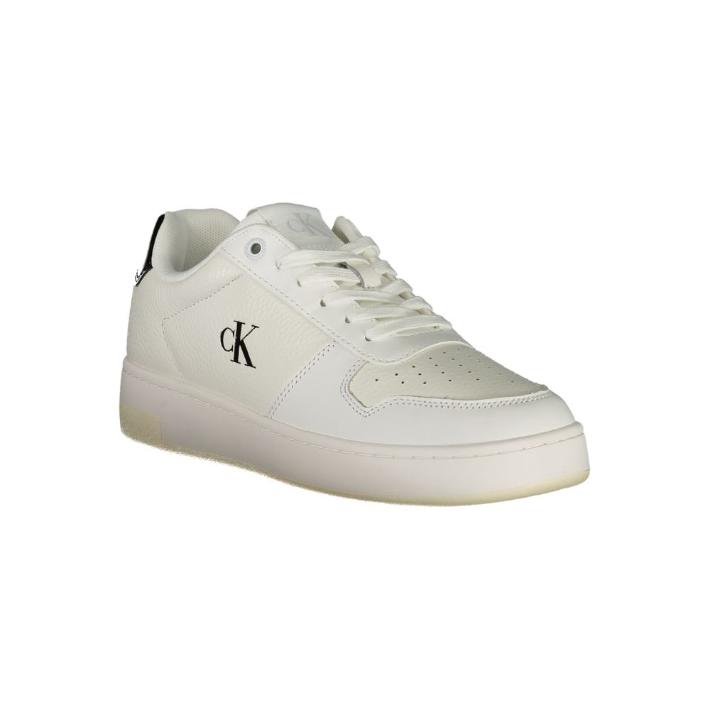 Calvin Klein Bianco polyurethane women’s sneakers with white laces and sleek sporty design.