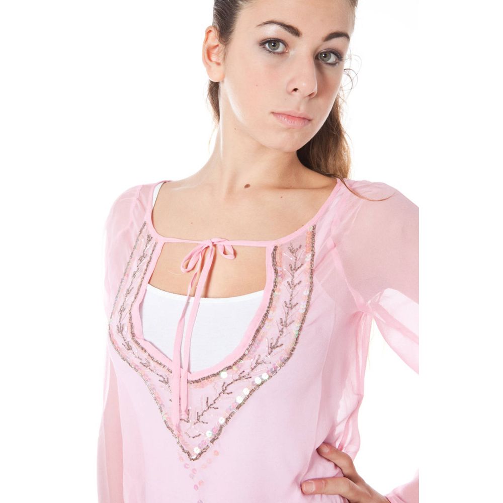 Pink Phard Rosa Seta women's T-shirt with soft fabric and stylish design, displayed on a plain background.