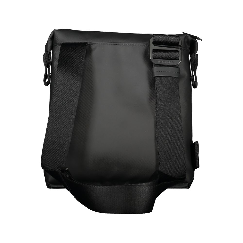 Calvin Klein black shoulder bag with elegant design and contrast details, featuring sleek straps and modern style.