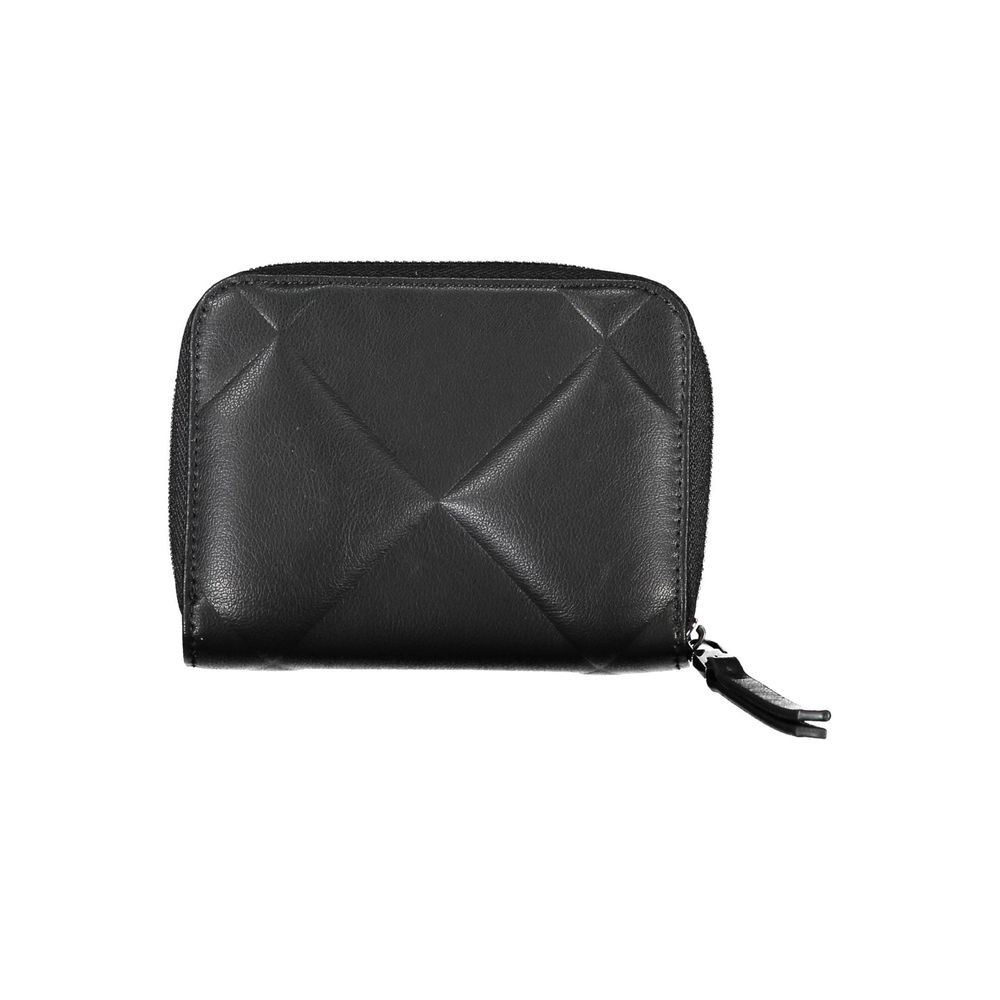 Calvin Klein Nero polyester women’s wallet with multiple card slots and a sleek design.