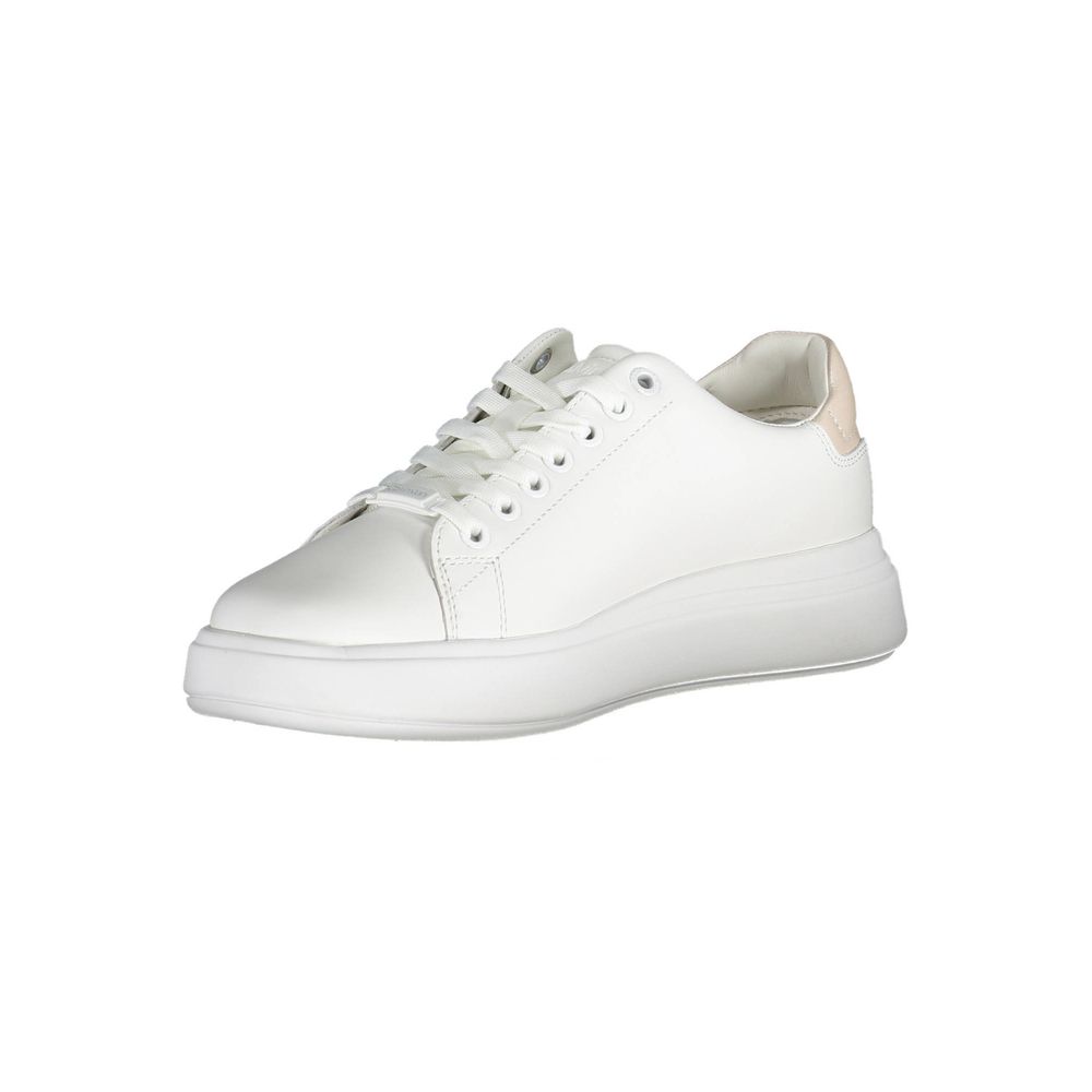 Calvin Klein Bianco Pelle Donna sneaker with white leather upper and casual design, perfect for everyday wear.