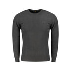 Cavalli Class Nero Viscosa Uomo maglia in black viscose fabric, close-up of the men's long-sleeve shirt with a smooth texture.