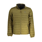 Timberland Verde polyester men's jacket in green, featuring a front zipper and adjustable cuffs, outdoor apparel for men.