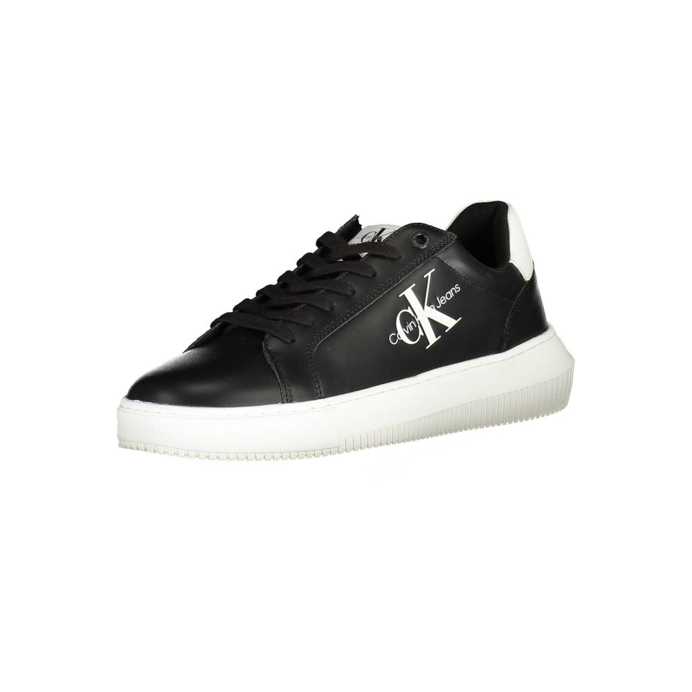 Calvin Klein Nero leather men's sneaker with sleek design and white rubber sole, showcasing stylish casual footwear.