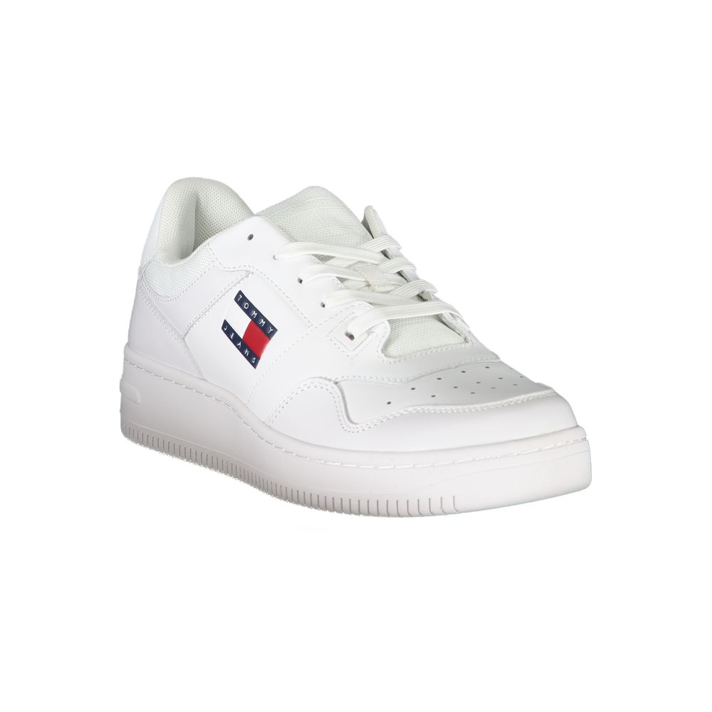 Tommy Hilfiger Bianco Pelle men's sneaker with white leather upper and casual design.