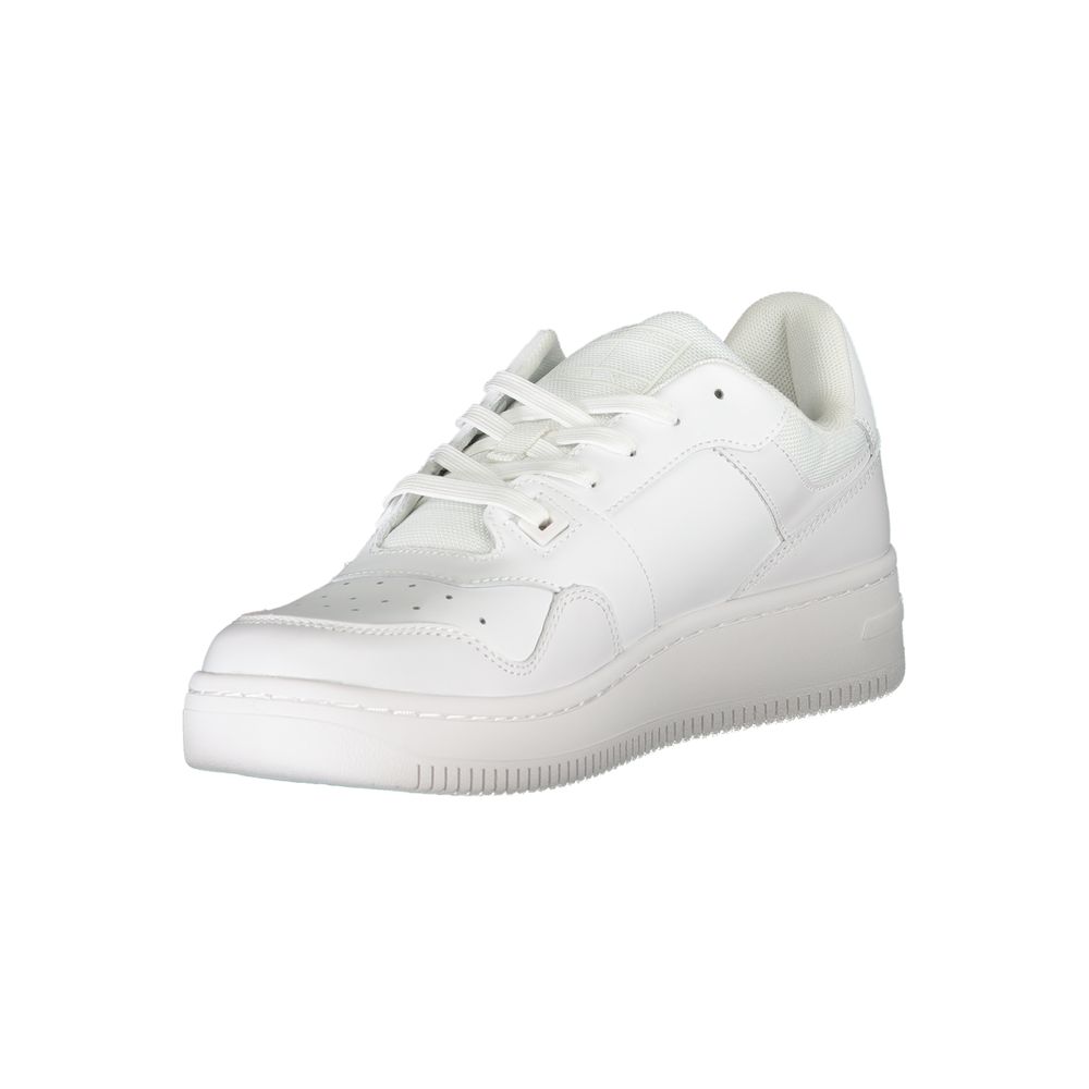 Tommy Hilfiger Bianco Pelle men's sneaker with white leather upper, casual lace-up design, and brand logo on the side.