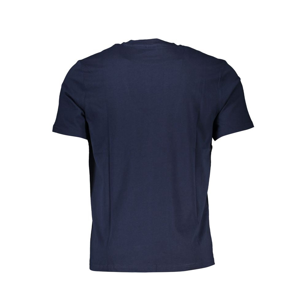 Blue cotton men's T-shirt from North Sails with a classic fit and logo detail, displayed on a plain background.