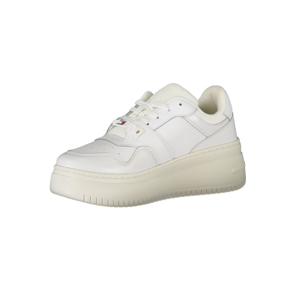 Tommy Hilfiger Bianco leather women's sneaker with white design, rounded toe, and stylish casual sole.